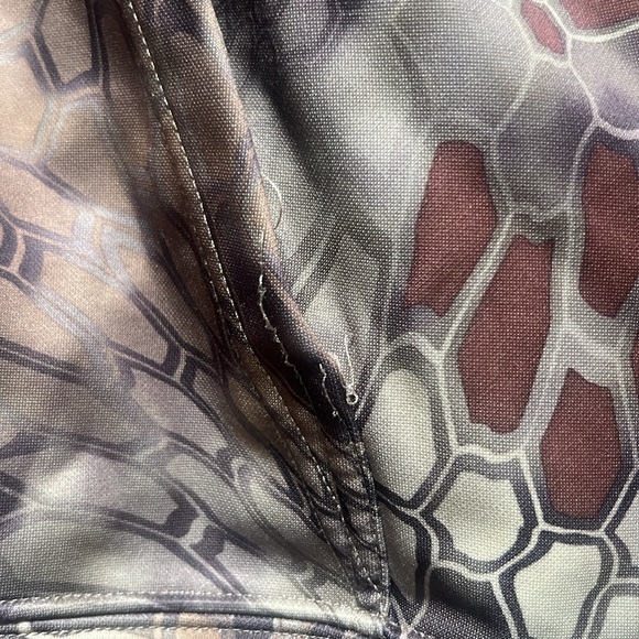 Kryptek Highlander pattern camo hoodie - Picture 2 of 8